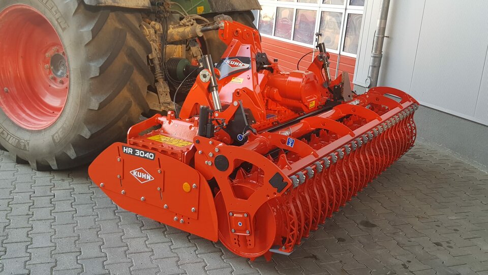 Auslieferung Kuhn Kreiselegge HR 3040