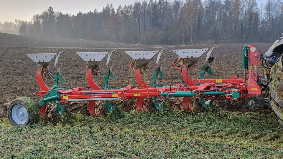 Ersteinsatz Kverneland 4-Schar Pflug 150S