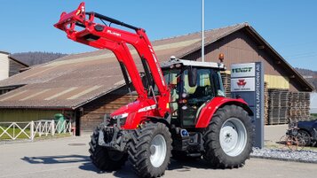 Auslieferung MF 5713 S
