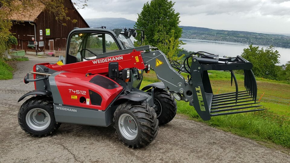 Auslieferung Weidemann T4512